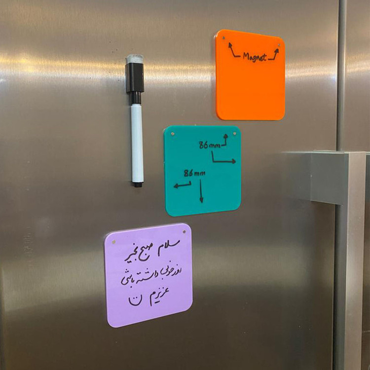 استیکر مگنتی (یخچالی) ملان به همراه ماژیکمگنتی